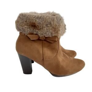 Dana Buchman Suede Ankle Booties Camel Faux Fur Heeled Boots Womens 7.5 Mob Wife